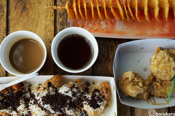 Memanjakan Perut dengan Kuliner di Floating Market Lembang