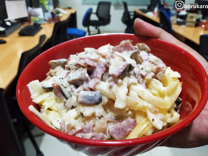 Cara Membuat Simpel Fettucccine Con Funghi